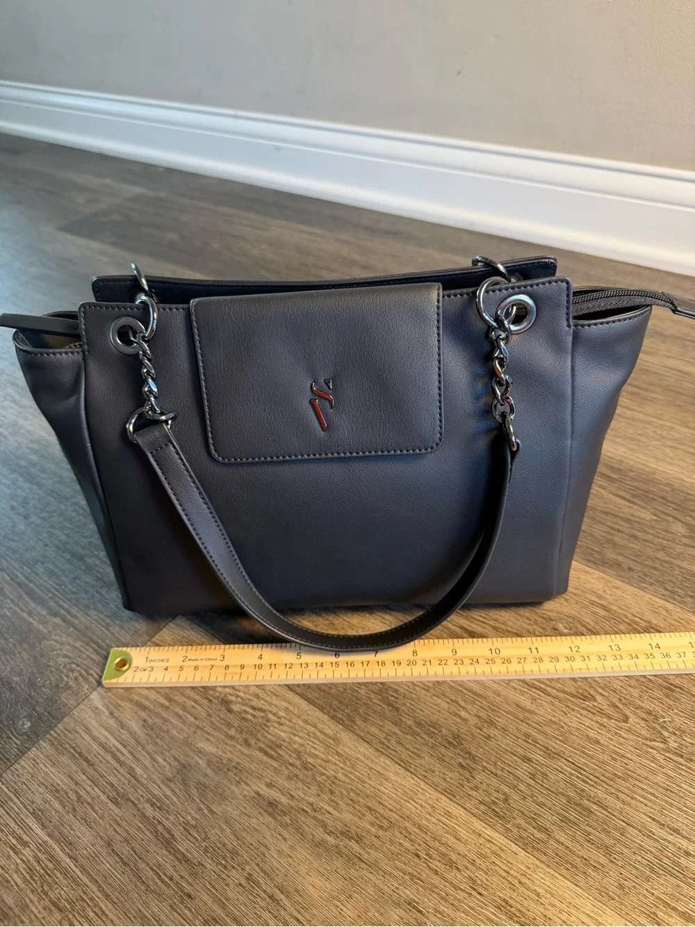Simply Vera Vera Wang Black Chain-Accent Shoulder Bag